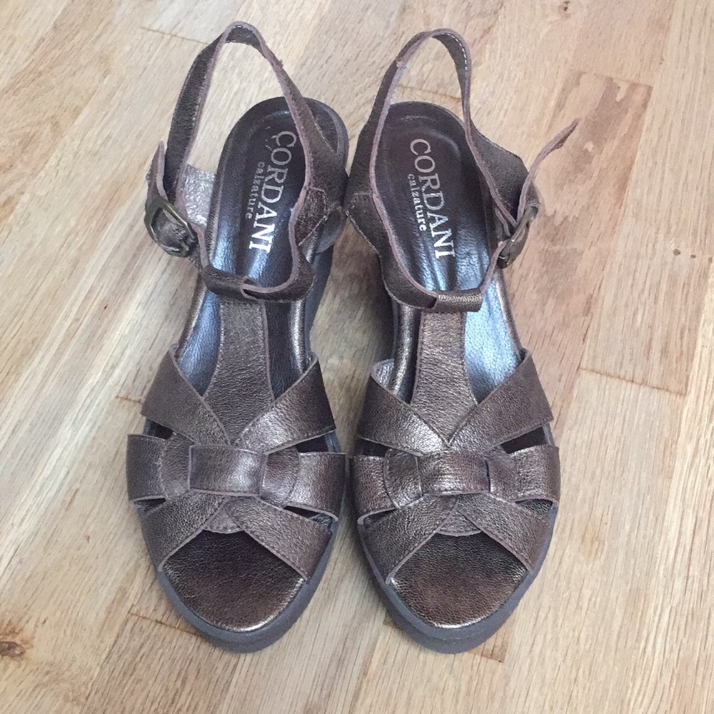 Cordani leather wedges